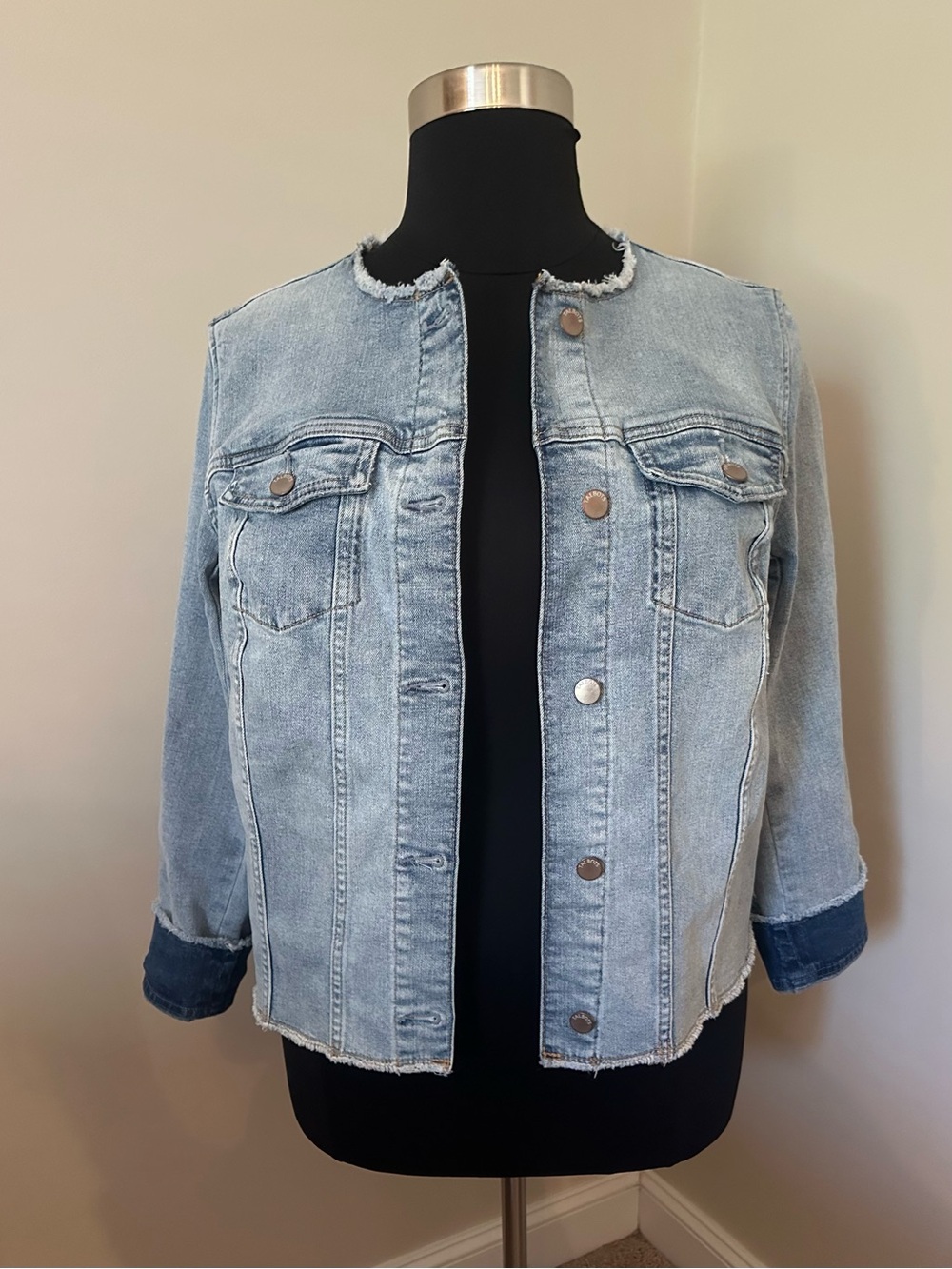 Talbots 1x Light Wash Women's Denim Jacket - for Layering